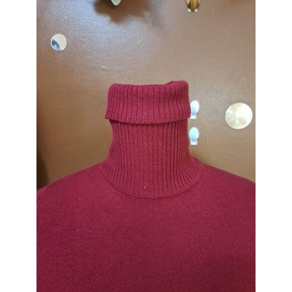 Sweater Women's Small Turtleneck Burgundy Textured Ribbed Accents Soft - Picture 2 of 7